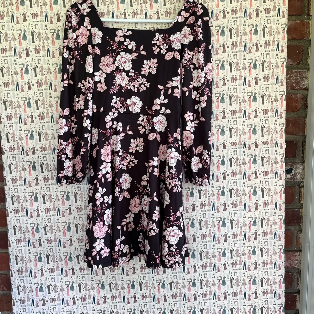 Floral Long Sleeve Dress - Picture 1 of 6